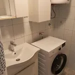 Danijela Apartman *